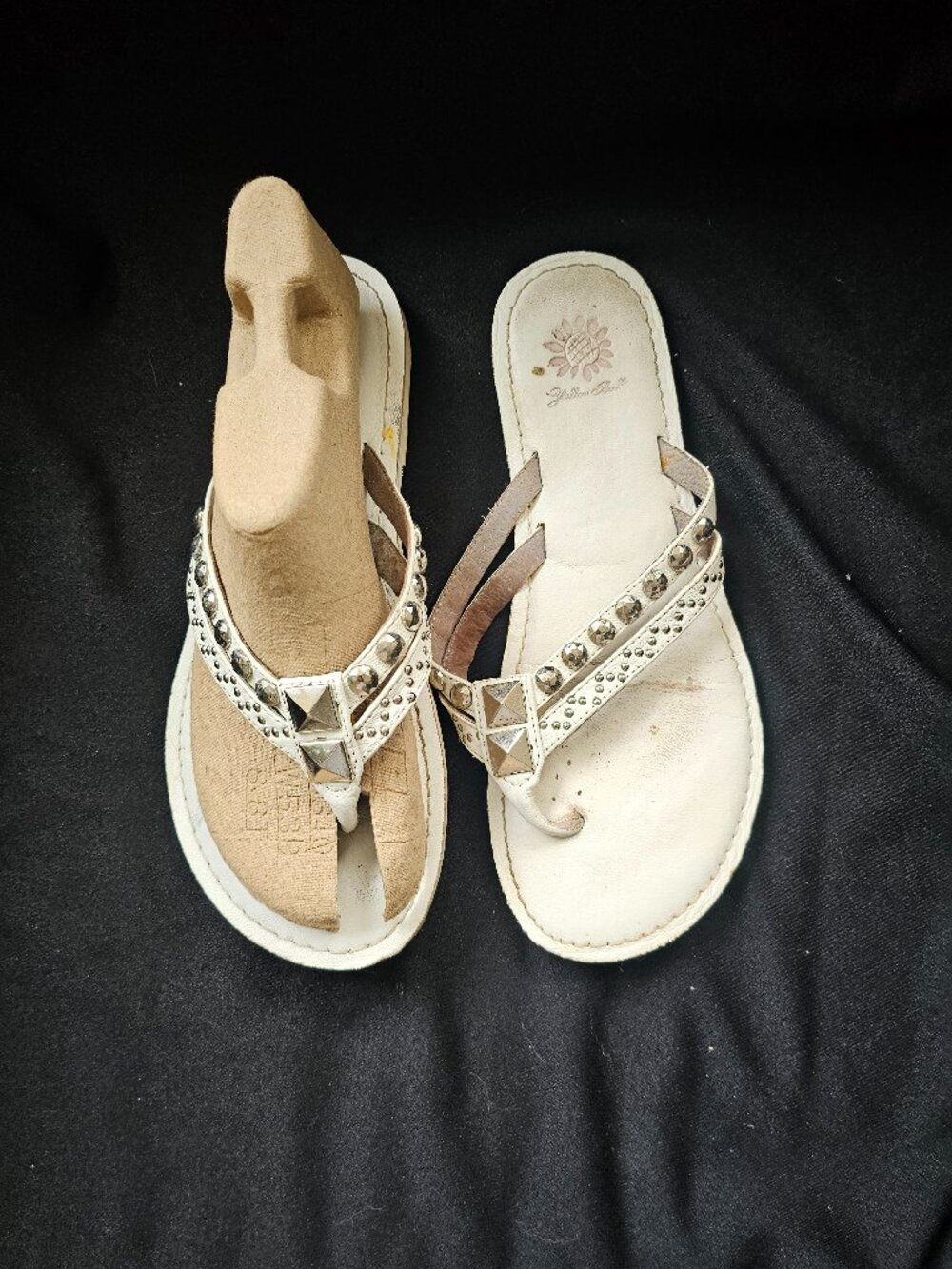 Yellow Box Silver Studded White Sandal Sz 8m